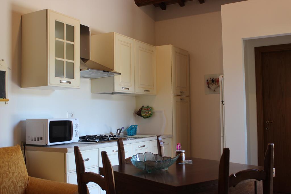 Agriturismo Mandrioli Pratovecchio Luaran gambar
